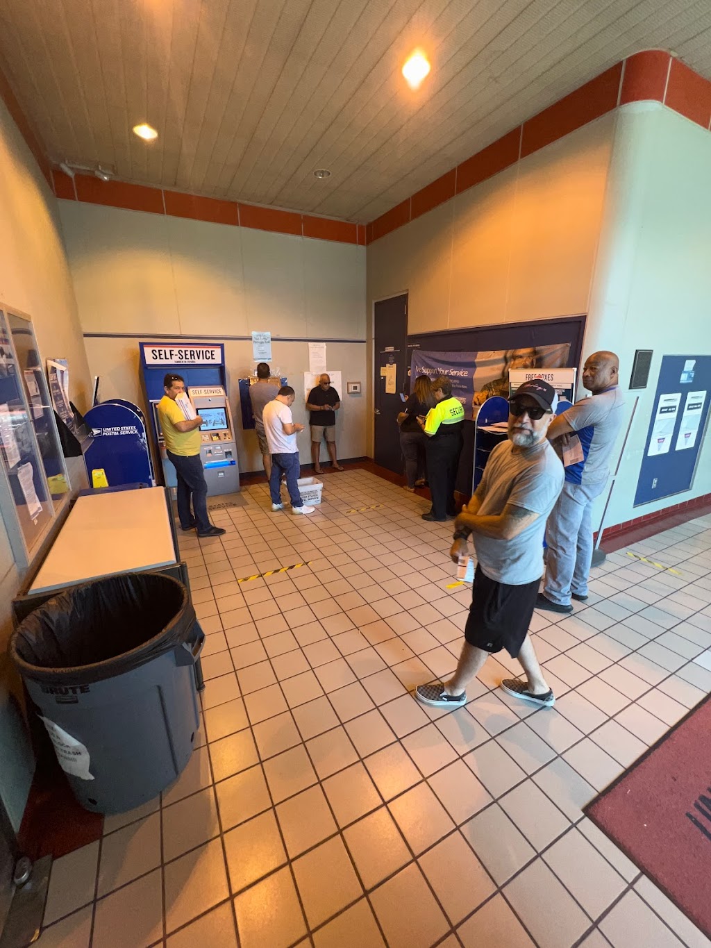 Postal Xpress Katy | 3038 N Fry Rd, Katy, TX 77449, USA | Phone: (281) 398-0044