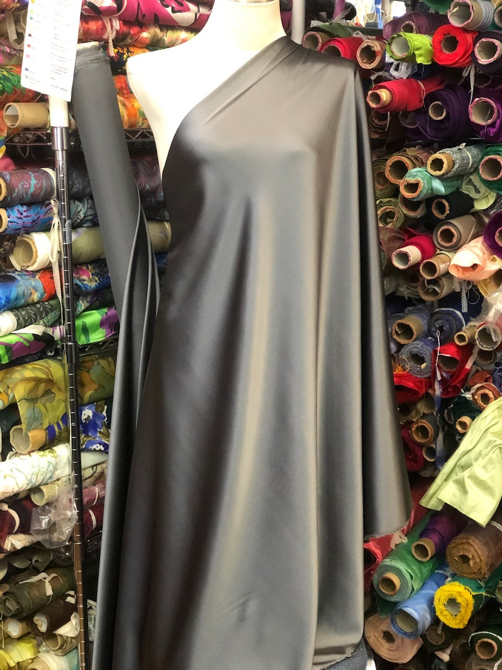 Allyns Fabric & Bridal Supply | 3200 S Acoma St, Englewood, CO 80110, USA | Phone: (303) 377-4969