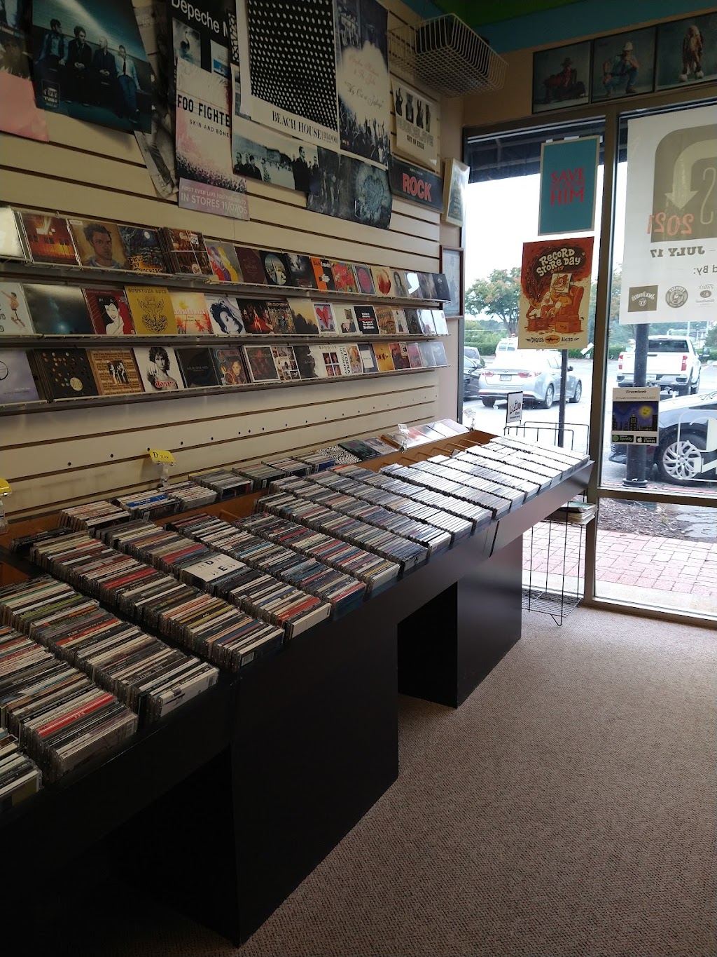 CD Warehouse | 50 Barrett Pkwy # 3025, Marietta, GA 30066, USA | Phone: (770) 425-3472