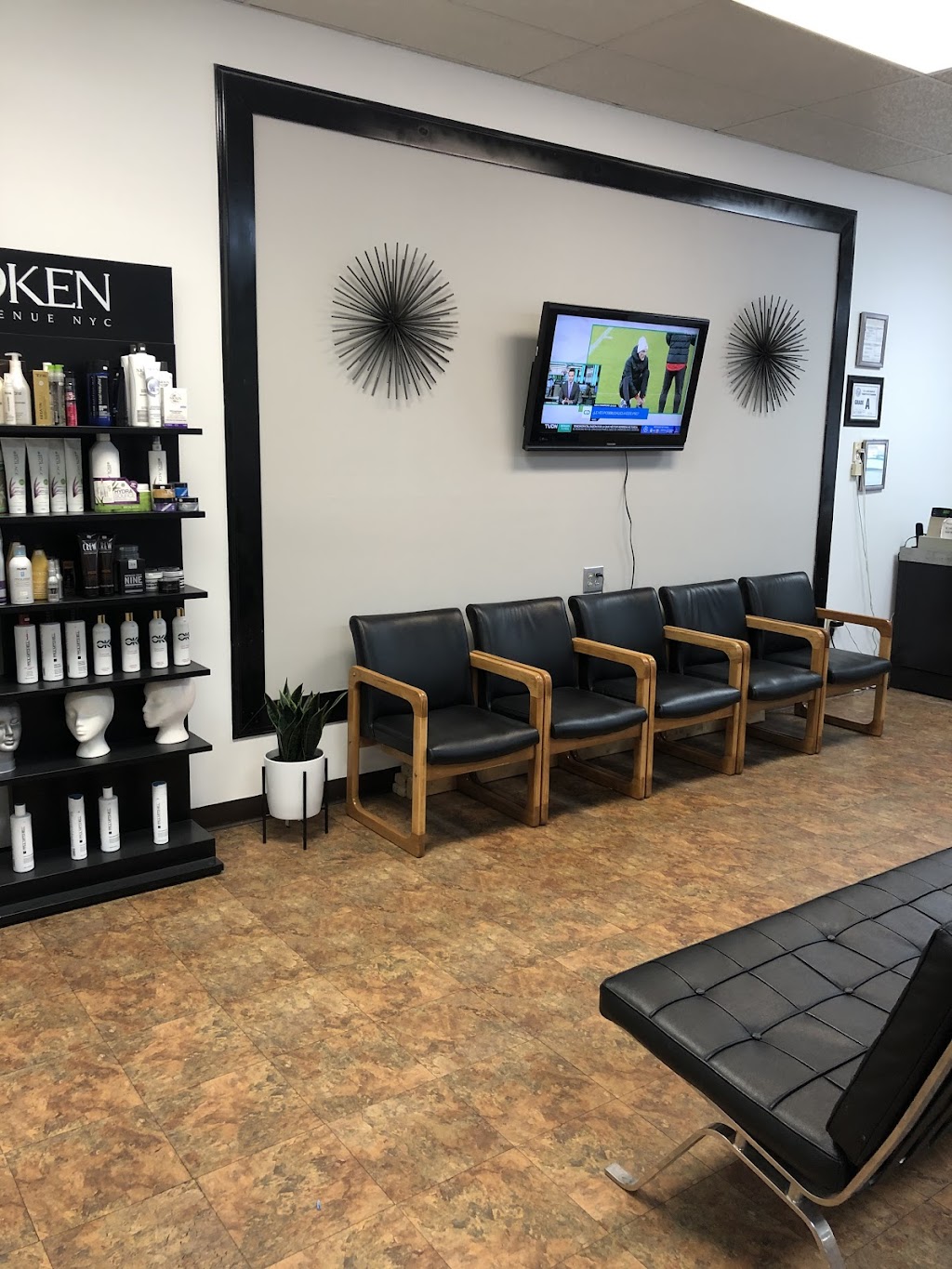 Salon De Belleza & Peluqueria | 5053 University Pkwy, Winston-Salem, NC 27106, USA | Phone: (336) 744-4411