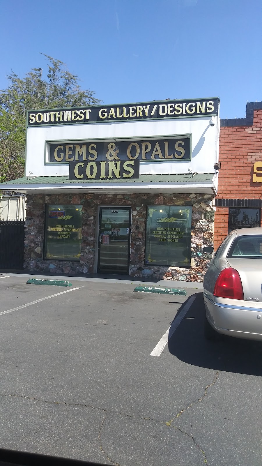 Burtons Gems and Opals | 1228 S Beach Blvd, Anaheim, CA 92804, USA | Phone: (714) 827-5680