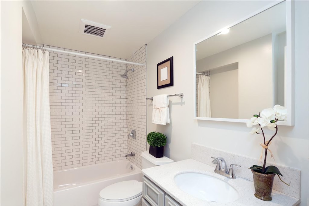 Green Field Bathroom Remodeling Sherman Oaks | 15459 Sutton St, Sherman Oaks, CA 91403, USA | Phone: (818) 869-3235