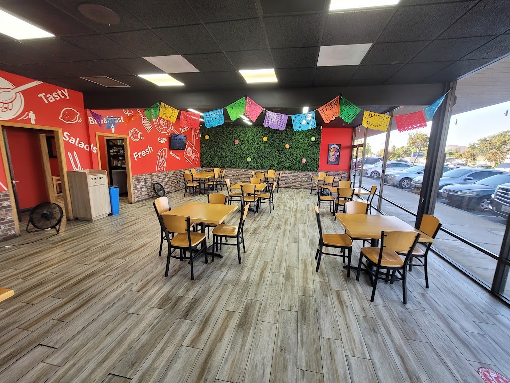 Tavos Tacos n Beer | 558 Jamacha Road, El Cajon, CA 92019, USA | Phone: (619) 593-0576