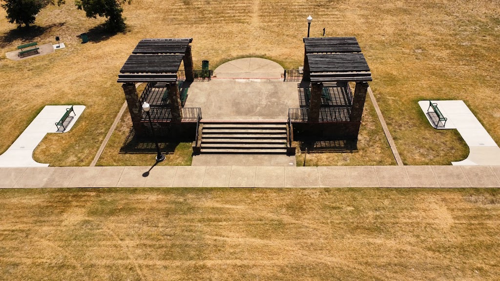 Capps Park | 907 W Berry St, Fort Worth, TX 76110, USA | Phone: (817) 392-5700