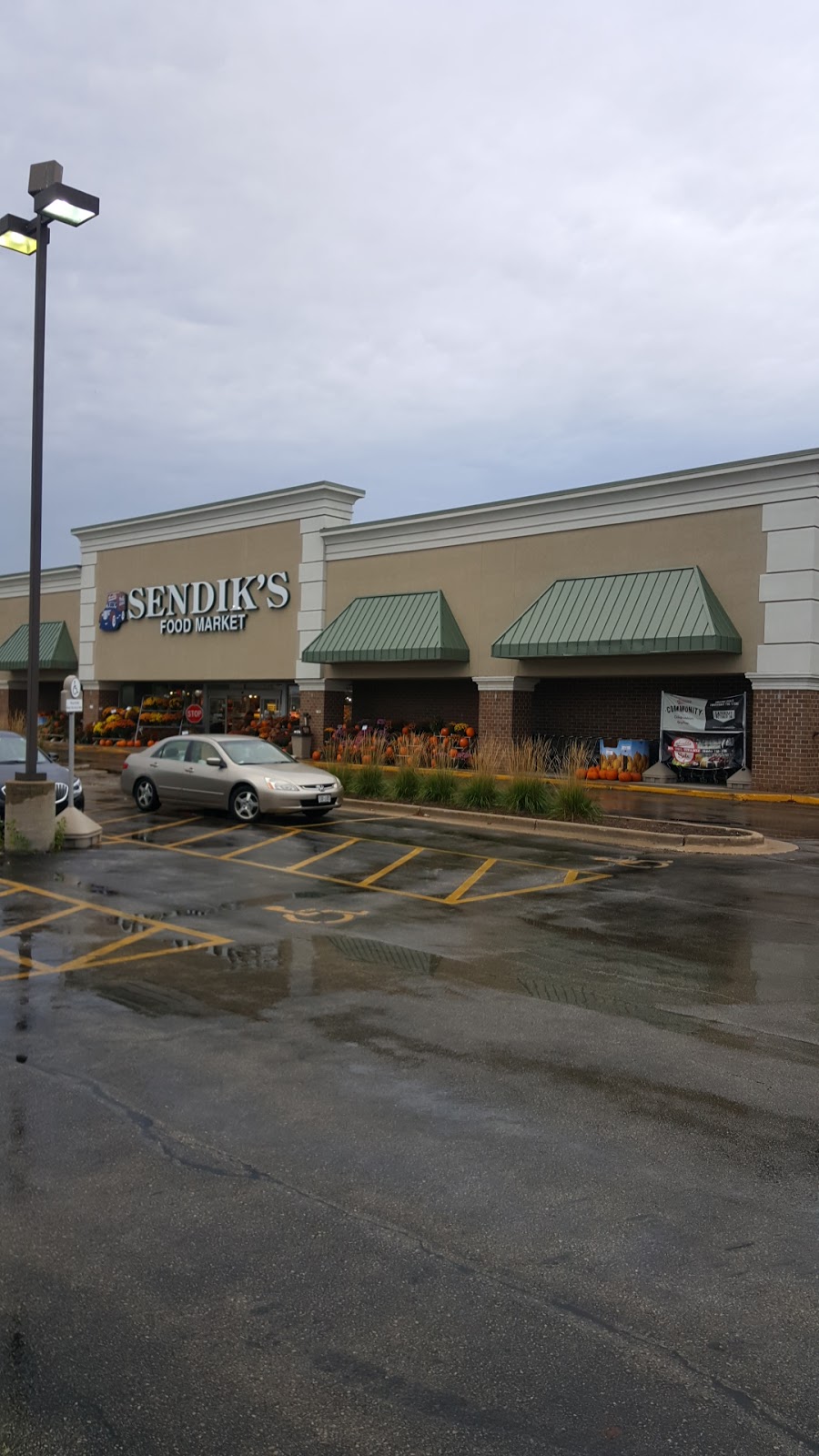 Sendiks Food Market | 2195 1st Ave, Grafton, WI 53024, USA | Phone: (262) 376-9525