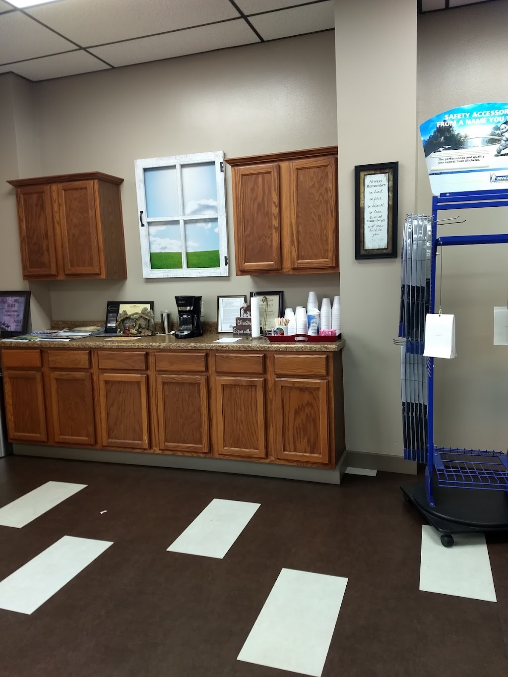 Tire World Car Care Center | 1806 N Causeway Blvd, Mandeville, LA 70471, USA | Phone: (985) 626-8538