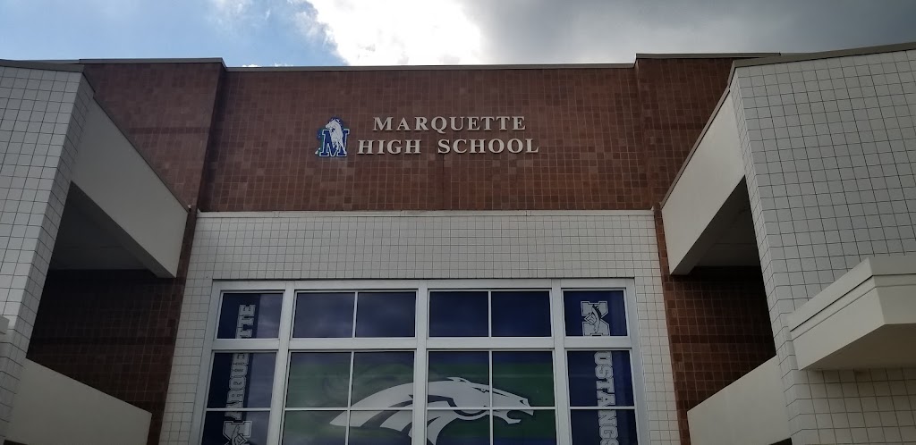 Marquette High School | 2351 Clarkson Rd, Chesterfield, MO 63017, USA | Phone: (636) 891-6000