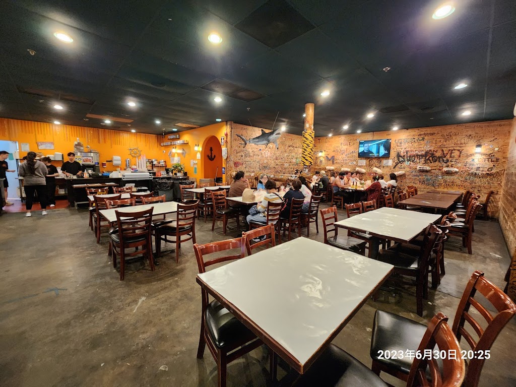 The Kickin Crab | 2675 Cropley Ave, San Jose, CA 95132, USA | Phone: (408) 945-0888
