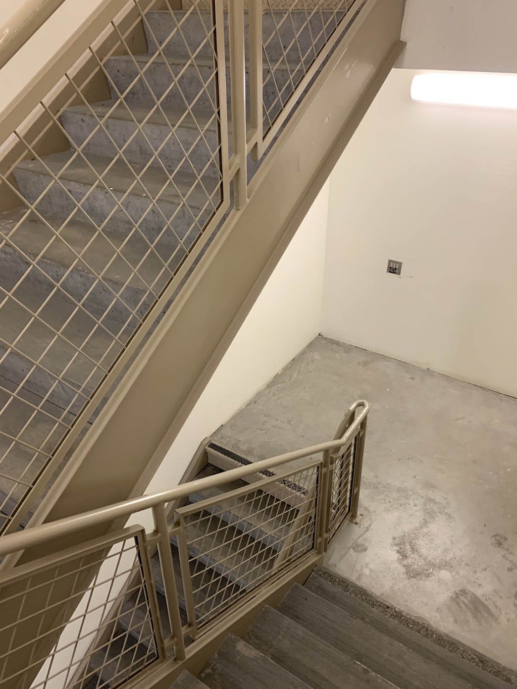 Rogelio Llamas Painting | 1305 Simpson Way Suite F, Escondido, CA 92029, USA | Phone: (760) 224-8224