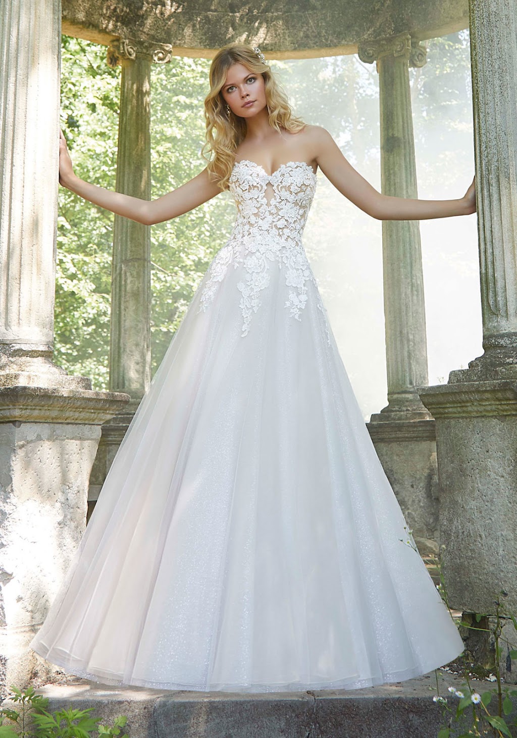 Amour Bridal | 601 E Whitestone Blvd #408, Cedar Park, TX 78613, USA | Phone: (512) 596-5683