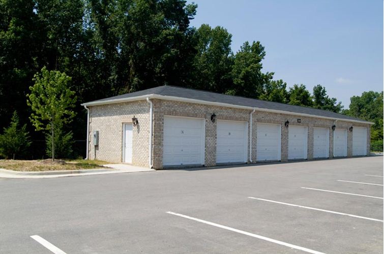 The Waverly Apartments | 3211 Pridwen Cir, Raleigh, NC 27610, USA | Phone: (919) 891-8821