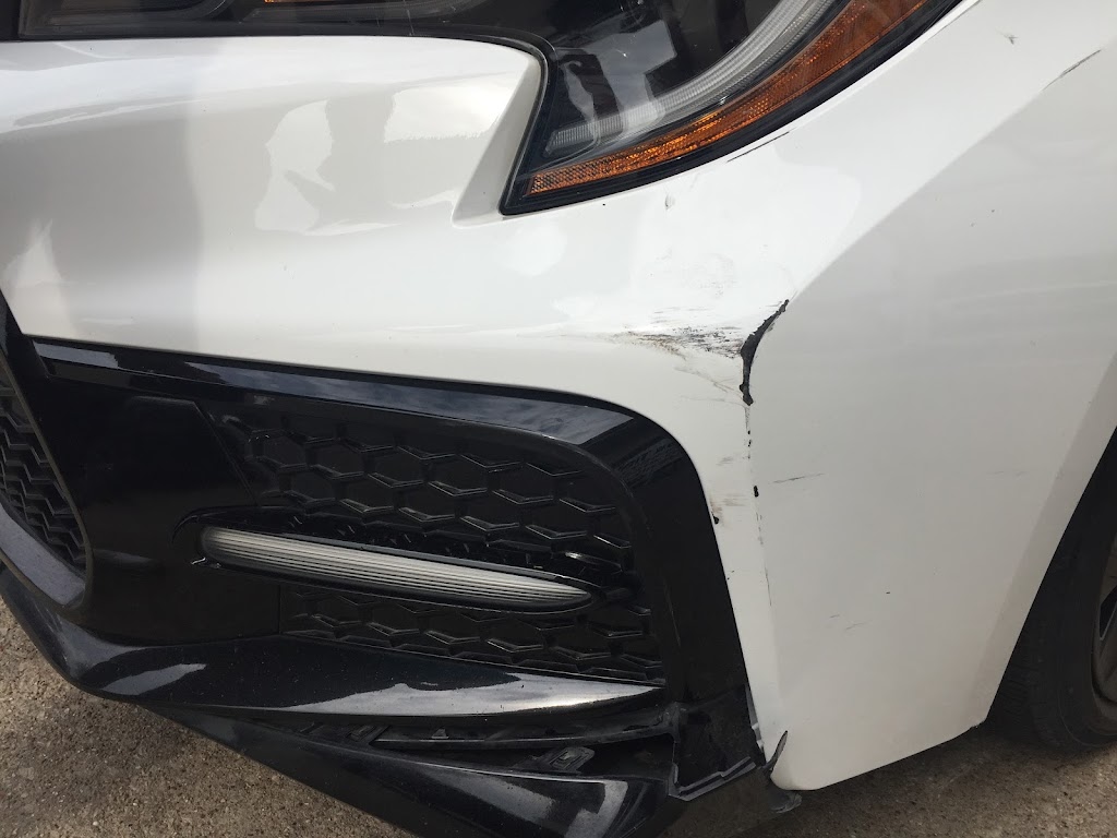 Touch Up Auto Body | 3020 E Pioneer Pkwy suite#101, Arlington, TX 76010, USA | Phone: (956) 246-5407