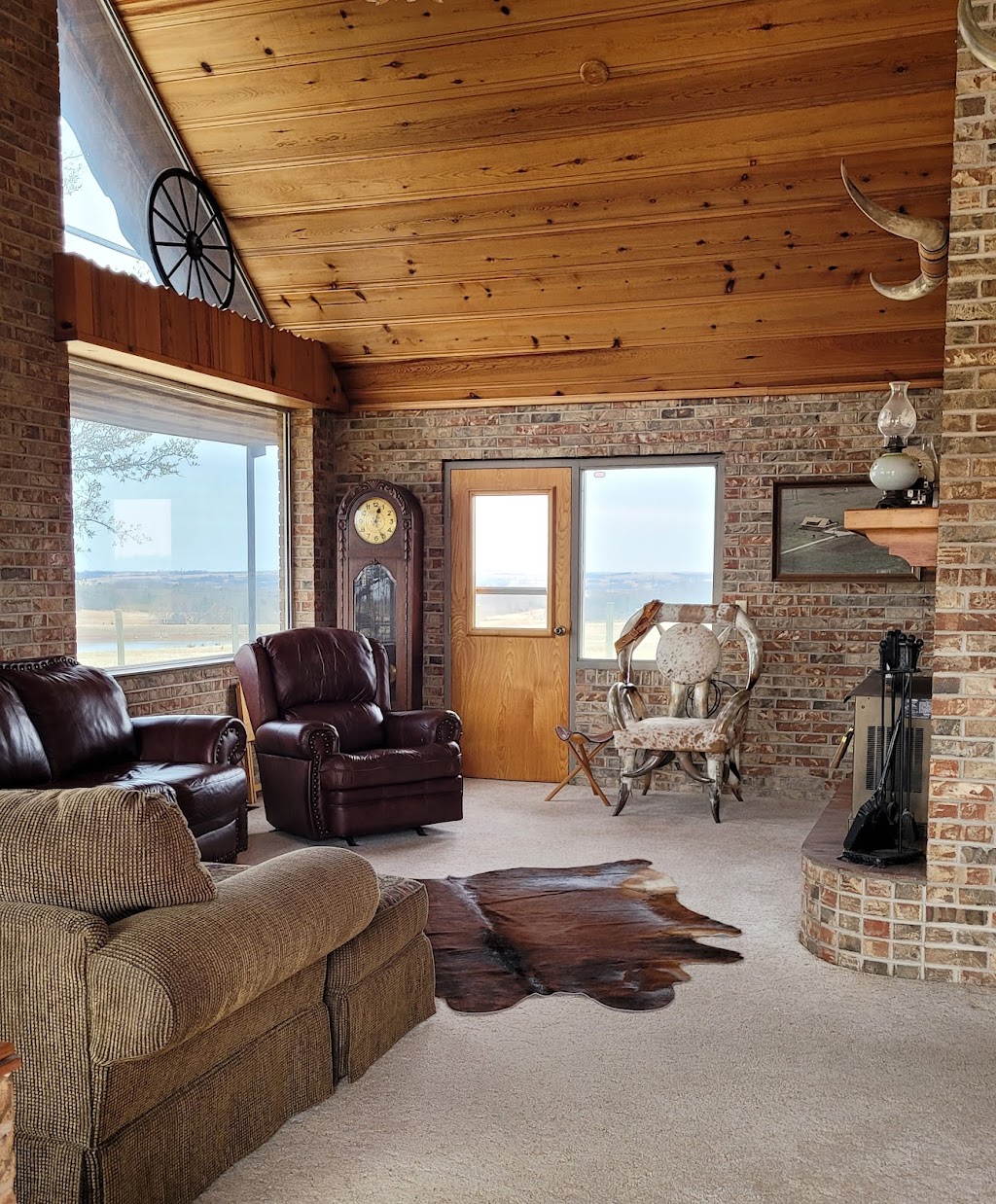 Wagon Wheel Ranch Retreat | 1265 OK-19, Chickasha, OK 73018, USA | Phone: (405) 222-4387