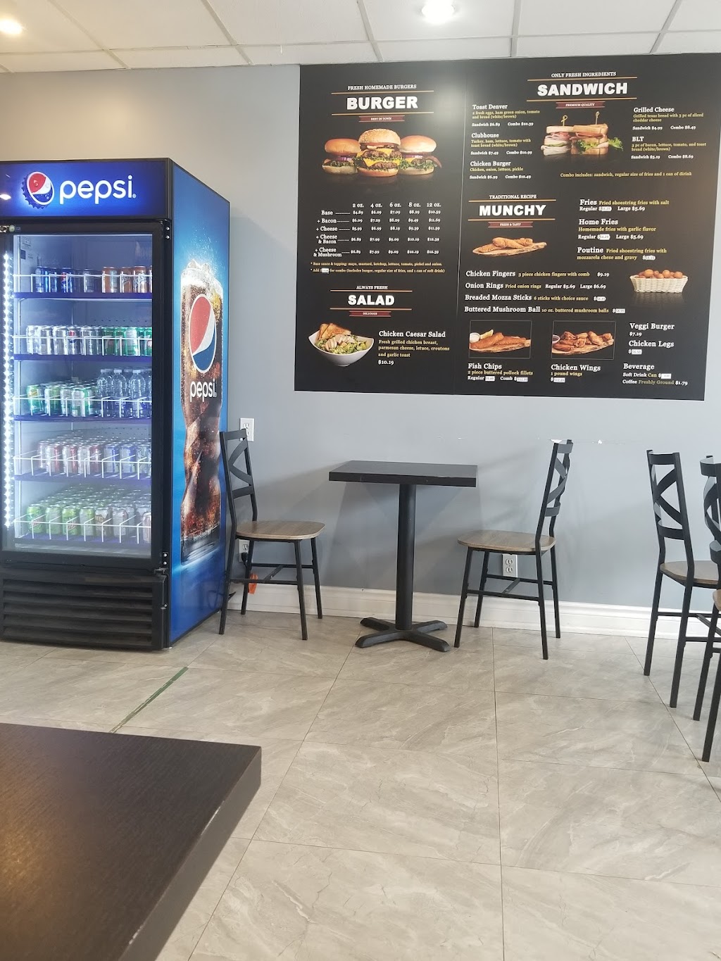 Burger Cafe & Beyond | 2-216 Glenridge Ave, St. Catharines, ON L2T 3J8, Canada | Phone: (905) 397-3337