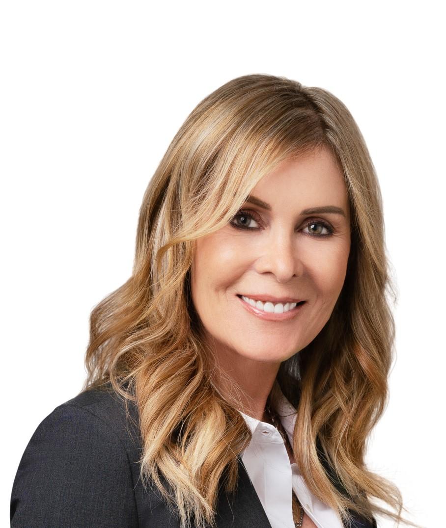 Kelly McConnell | Best Title & Escrow Services In Orange County | 500 Technology Dr Suite 100, Irvine, CA 92618, United States | Phone: (714) 812-5356