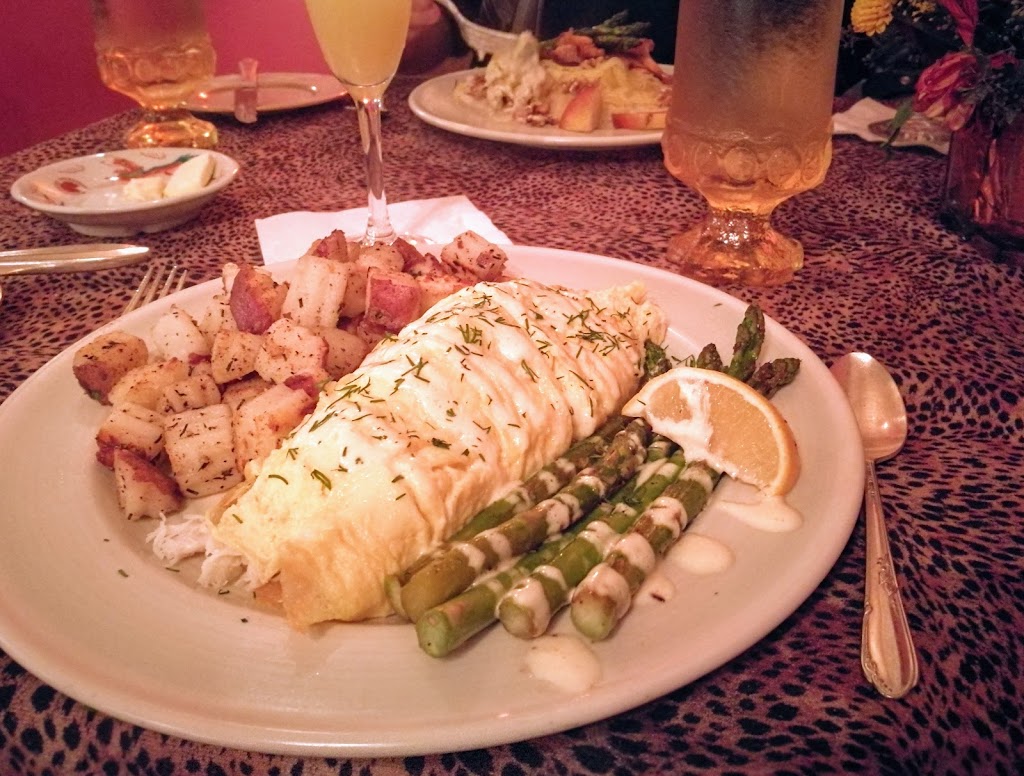 Molly Ward Gardens | 27462 Big Valley Rd NE, Poulsbo, WA 98370, USA | Phone: (360) 779-4471