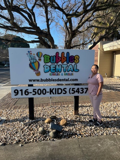 Bubbles Dental | 6030 S Land Park Dr, Sacramento, CA 95822, USA | Phone: (916) 900-0653