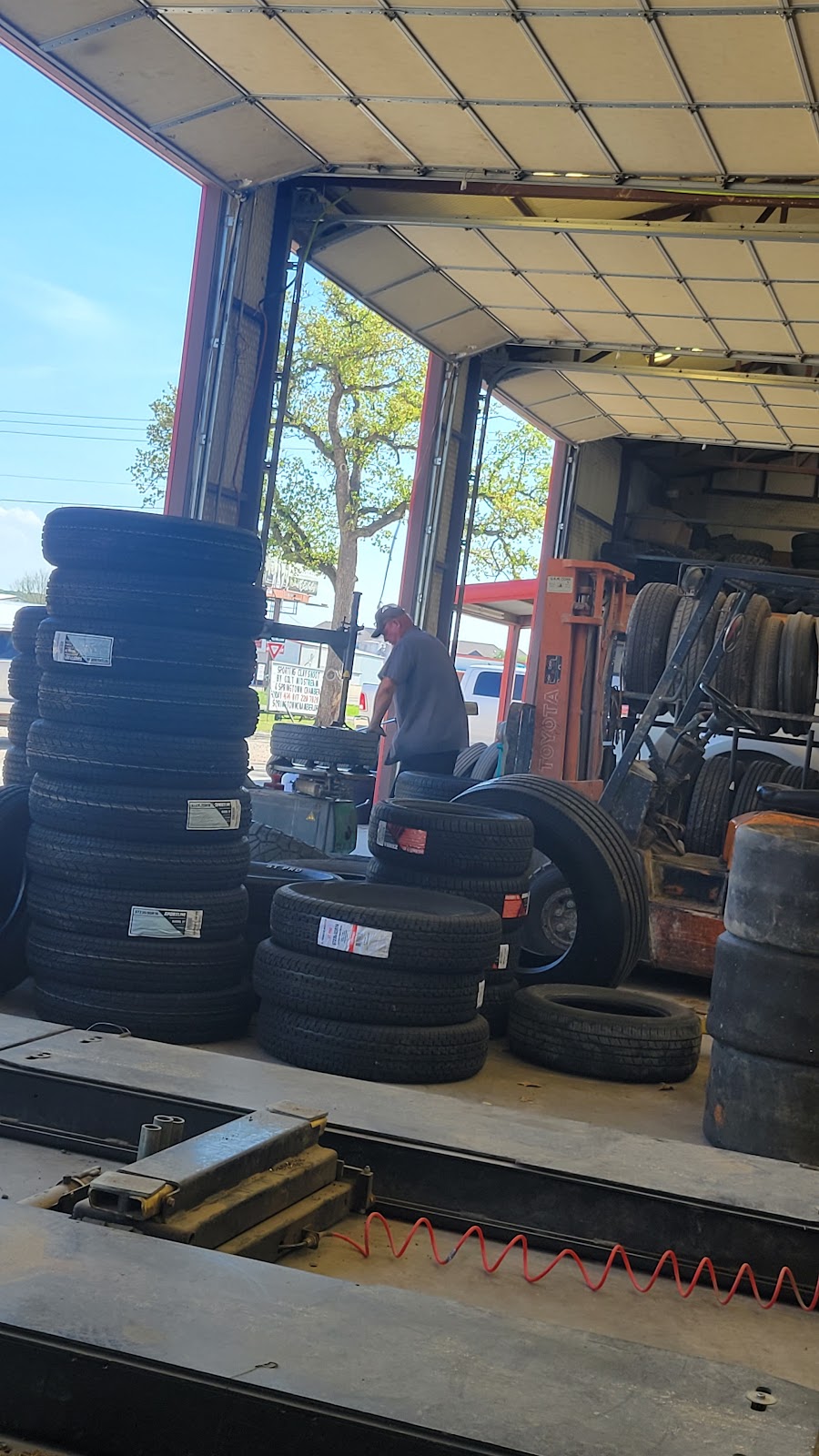 RDL TIRES | 125 Dorothy Ln, Springtown, TX 76082, USA | Phone: (817) 221-1735