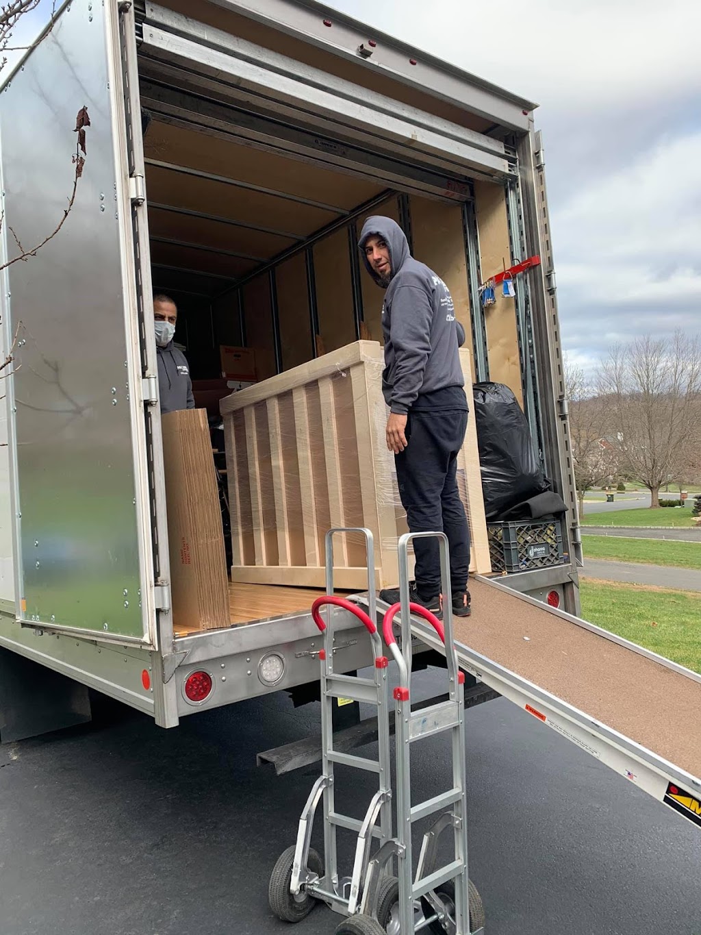 Palmieri Movers | 240 N Randolphville Rd, Piscataway, NJ 08854, USA | Phone: (732) 356-2454