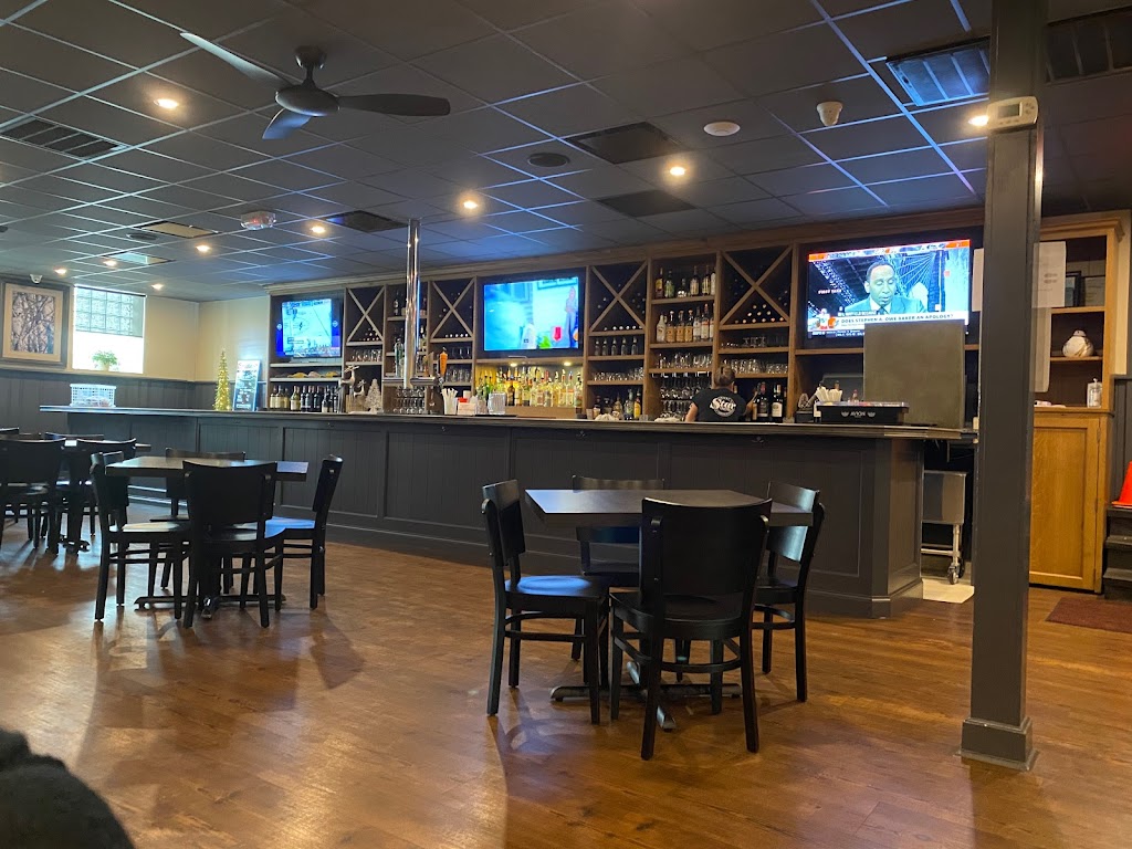 Star Tavern | 400 High St, City of Orange, NJ 07050 | Phone: (973) 675-3336