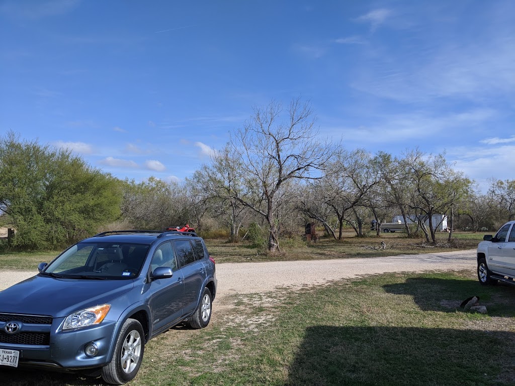 Windmill Crossing RV Park | 140 Mesquite Ln, La Vernia, TX 78121, USA | Phone: (210) 861-8910