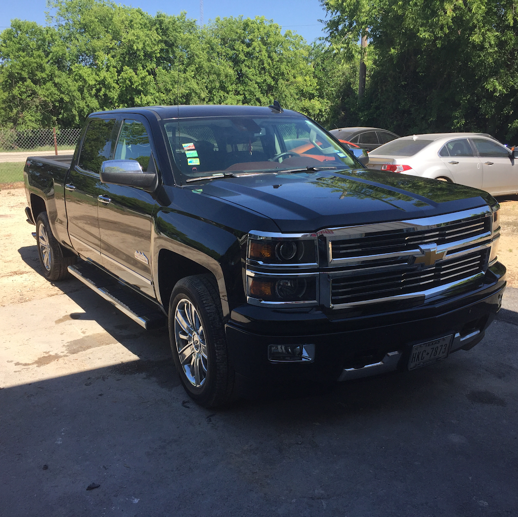 Brauntex Auto Body Shop | 5052, 228 N Solms Rd #1, New Braunfels, TX 78132, USA | Phone: (210) 290-5378