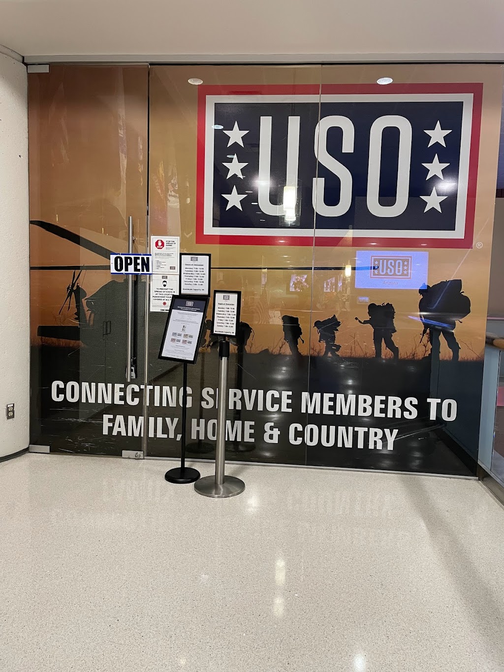 USO Phoenix | 3800 E Sky Harbor Blvd, Phoenix, AZ 85034, USA | Phone: (602) 275-3813