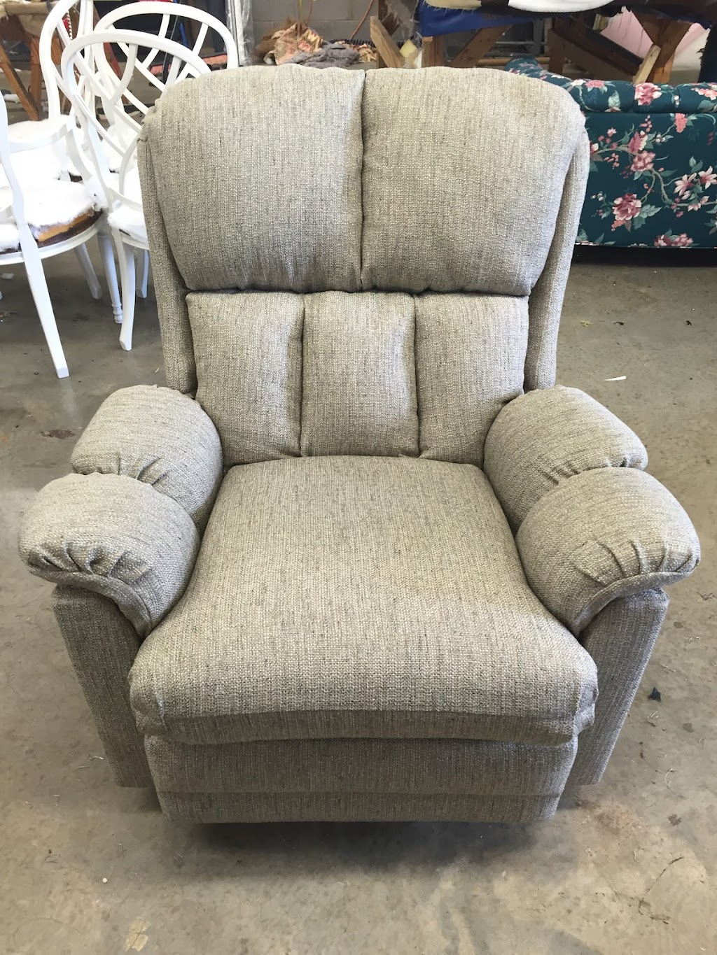 Cas-Upholstery | 12718 NC-231, Middlesex, NC 27557 | Phone: (919) 696-9495