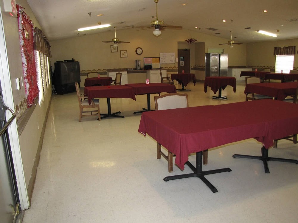 Regency Manor Nursing & Rehabilitation | 1615 11th St, Floresville, TX 78114 | Phone: (830) 216-7090