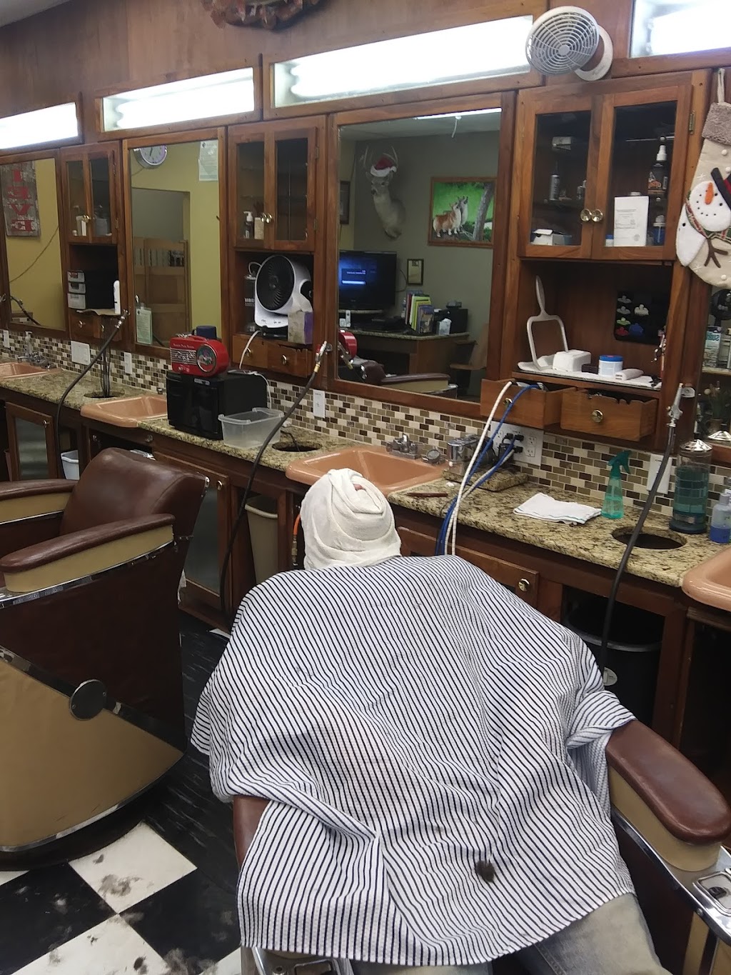 Retro Barbers of Wheat Ridge | 5022 Kipling St, Wheat Ridge, CO 80033 | Phone: (720) 690-3466