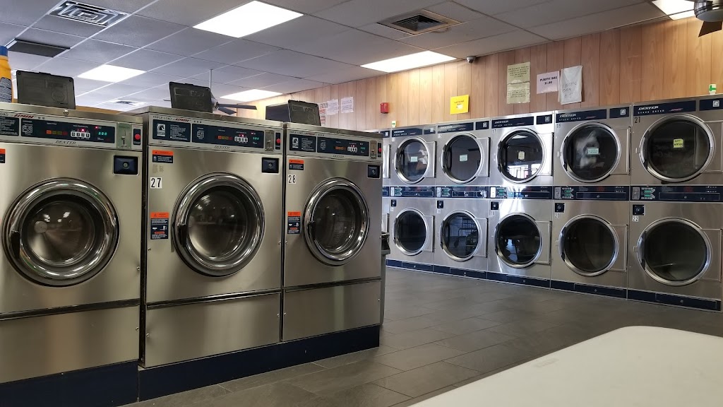 Golden Wash Laundromat | 3704 Klondike Ln, Louisville, KY 40218, USA | Phone: (502) 409-5464