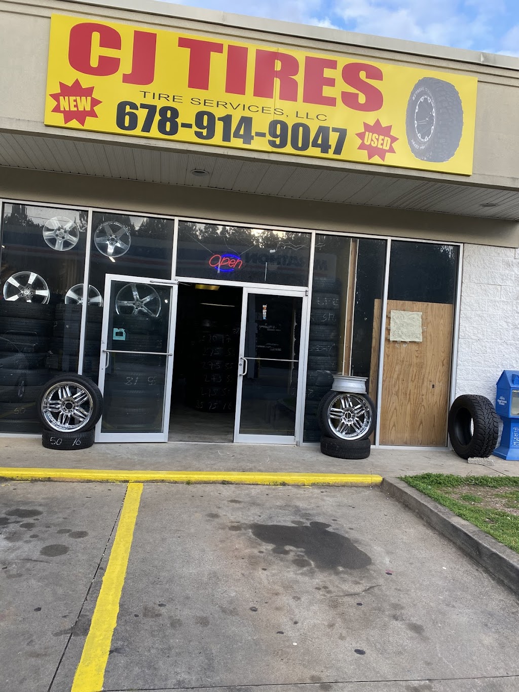 24 hours mobile C J tires Service | 51 Cadillac Pkwy, Dallas, GA 30157, USA | Phone: (678) 914-9047