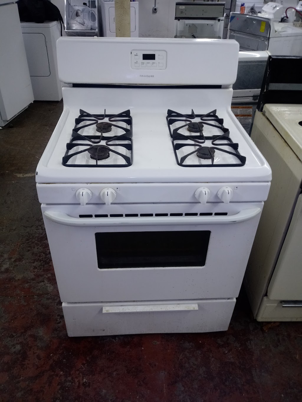 RaeRaes Appliances & More. Open by appointment only please call | 4605 N Franklin Rd, Indianapolis, IN 46226, USA | Phone: (312) 722-4827