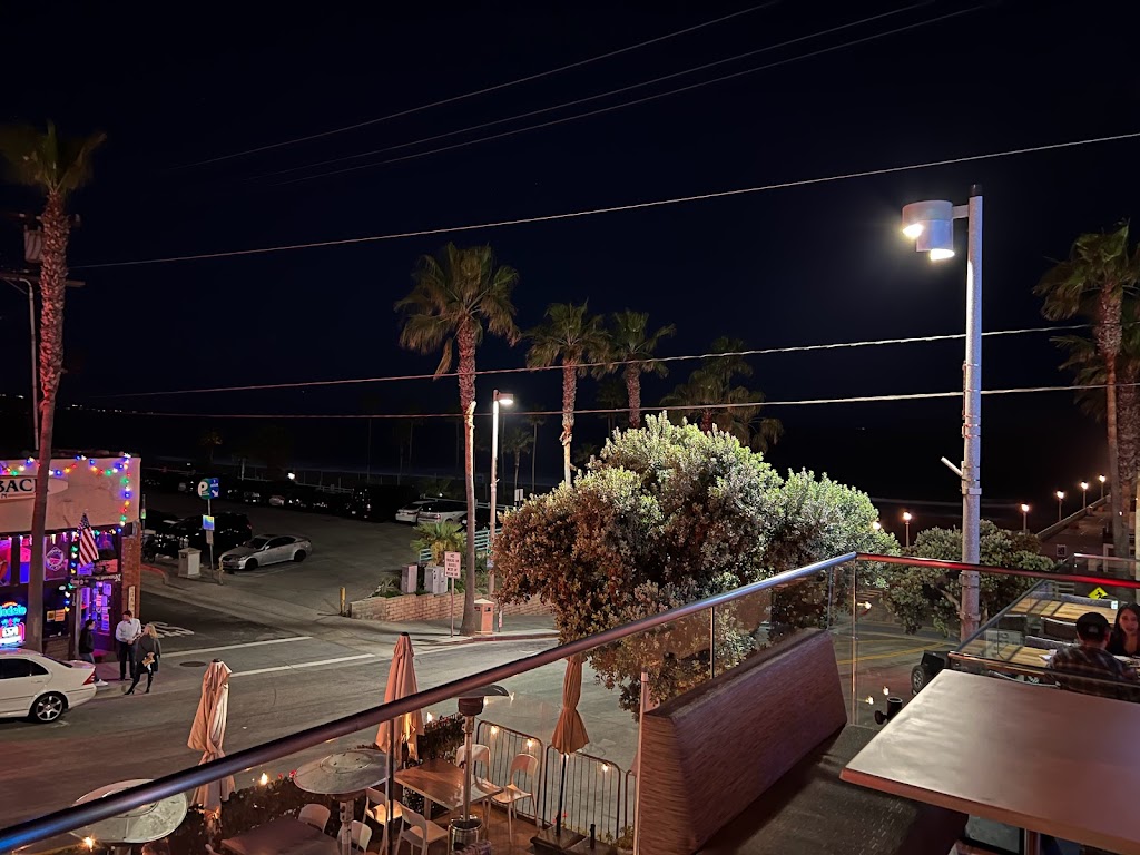 The Strand House | 117 Manhattan Beach Blvd, Manhattan Beach, CA 90266, USA | Phone: (310) 545-7470