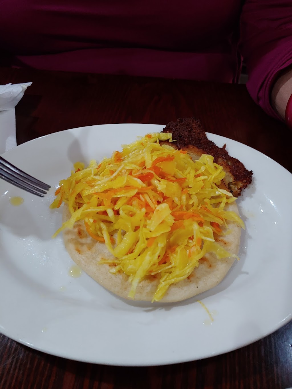 La Pupusa Loca | 285 S Broadway, Yonkers, NY 10705, USA | Phone: (914) 376-1437