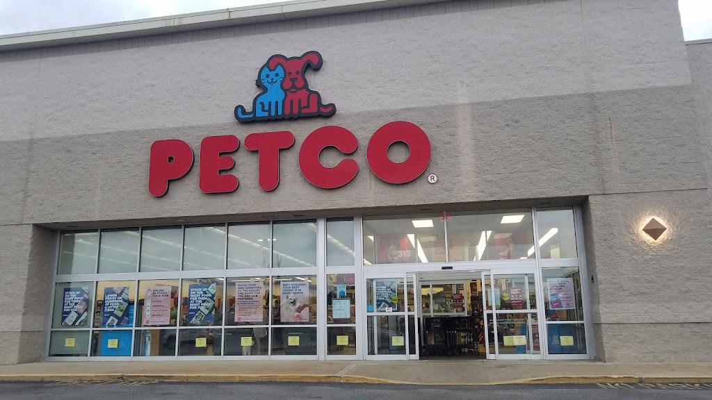Petco | 313 Homer M Adams Pkwy, Alton, IL 62002, USA | Phone: (618) 462-2950