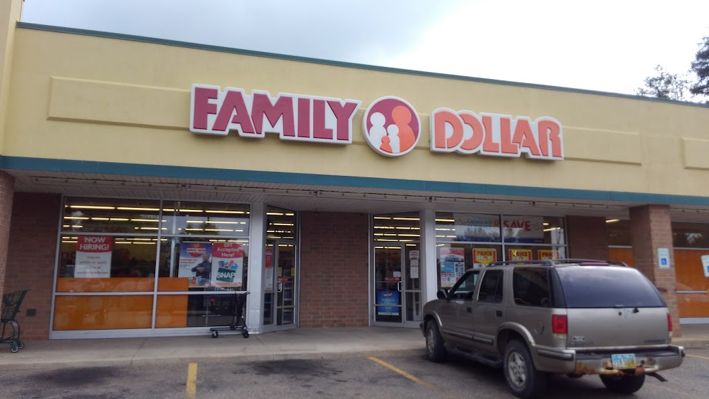 Family Dollar | 661 Wooster St, Lodi, OH 44254, USA | Phone: (330) 661-6443