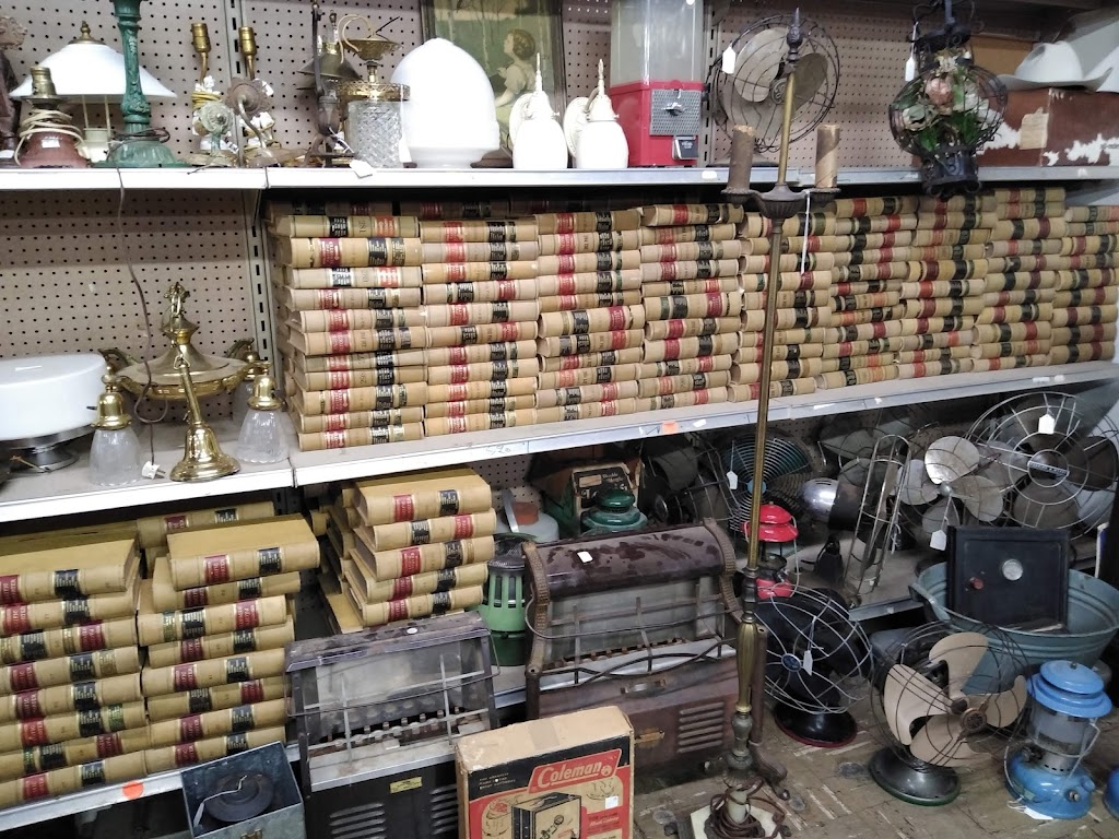 TRADER MIKES ANTIQUES | 2838 NW 10th St, Oklahoma City, OK 73107, USA | Phone: (719) 510-6445