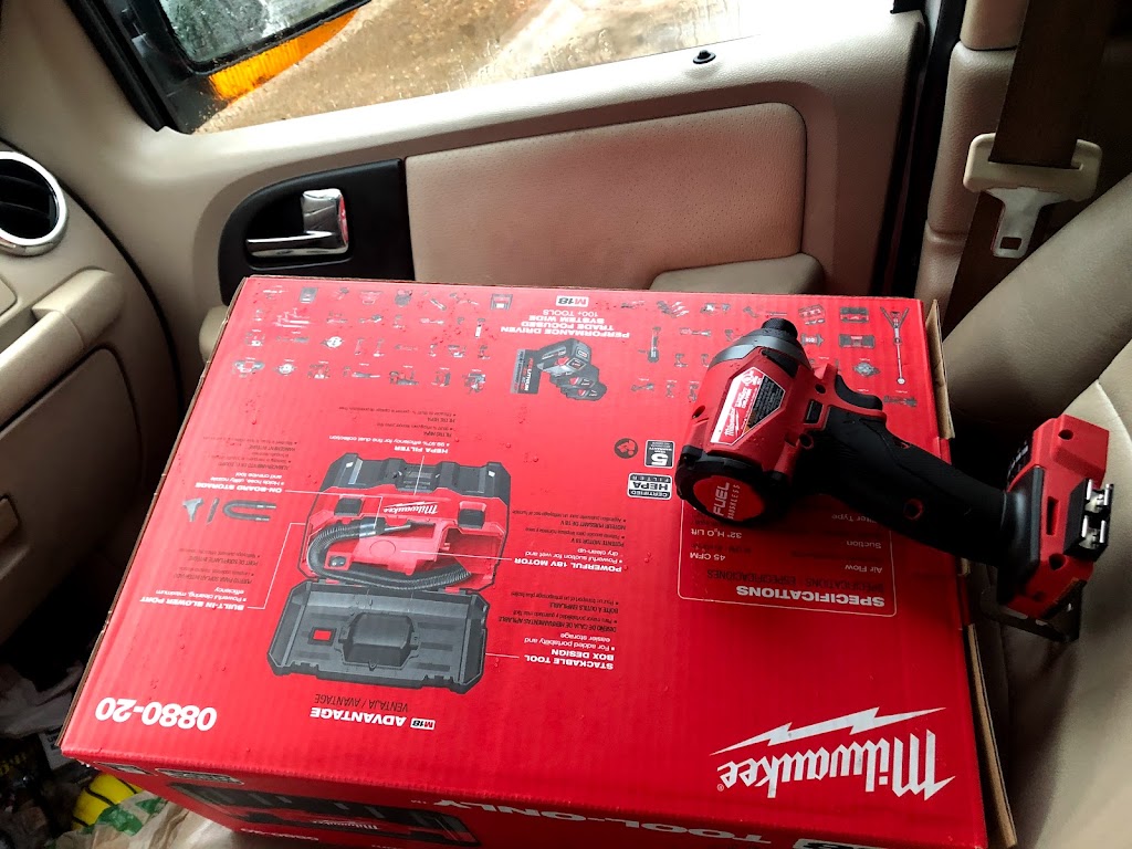 Milwaukee Tool (Dallas) | 1625 W Mockingbird Ln Suite 205, Dallas, TX 75235, USA | Phone: (800) 729-3878