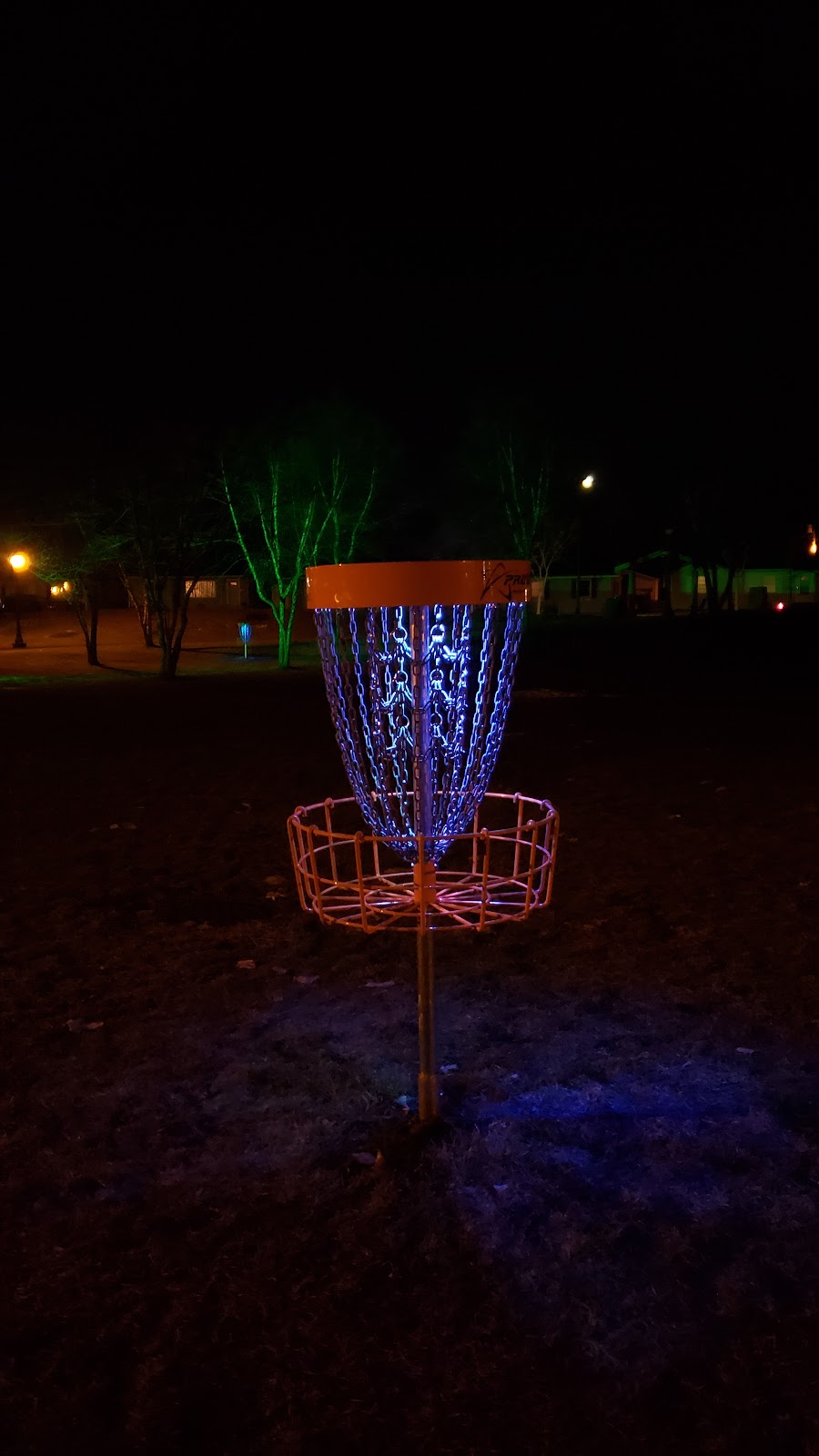 Hillcrest Knoll Park | 1672 Hoyt Ave E, St Paul, MN 55106, USA | Phone: (651) 632-5111