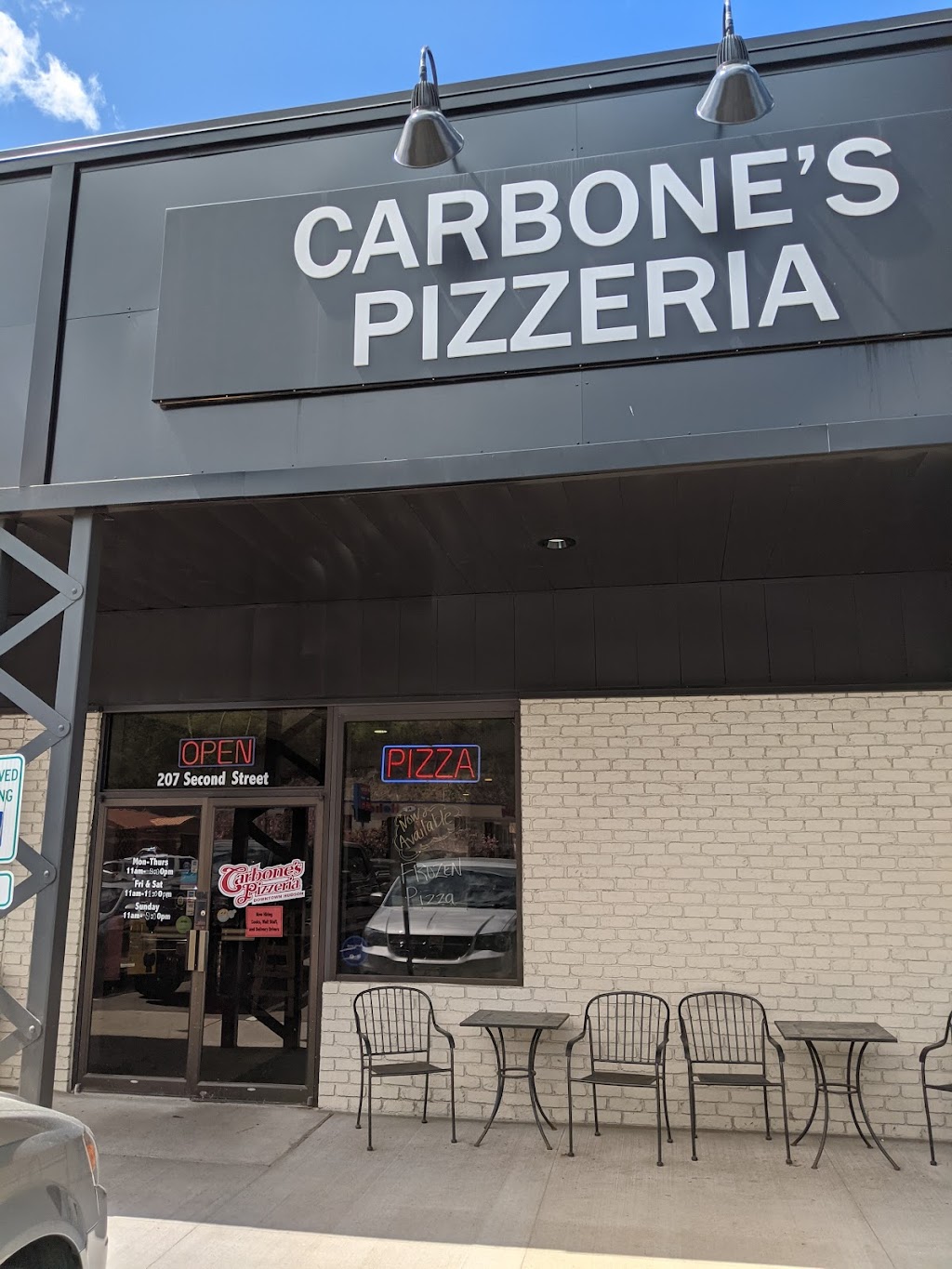 Carbones Pizzeria Downtown Hudson | 207 2nd St, Hudson, WI 54016, USA | Phone: (715) 386-8228