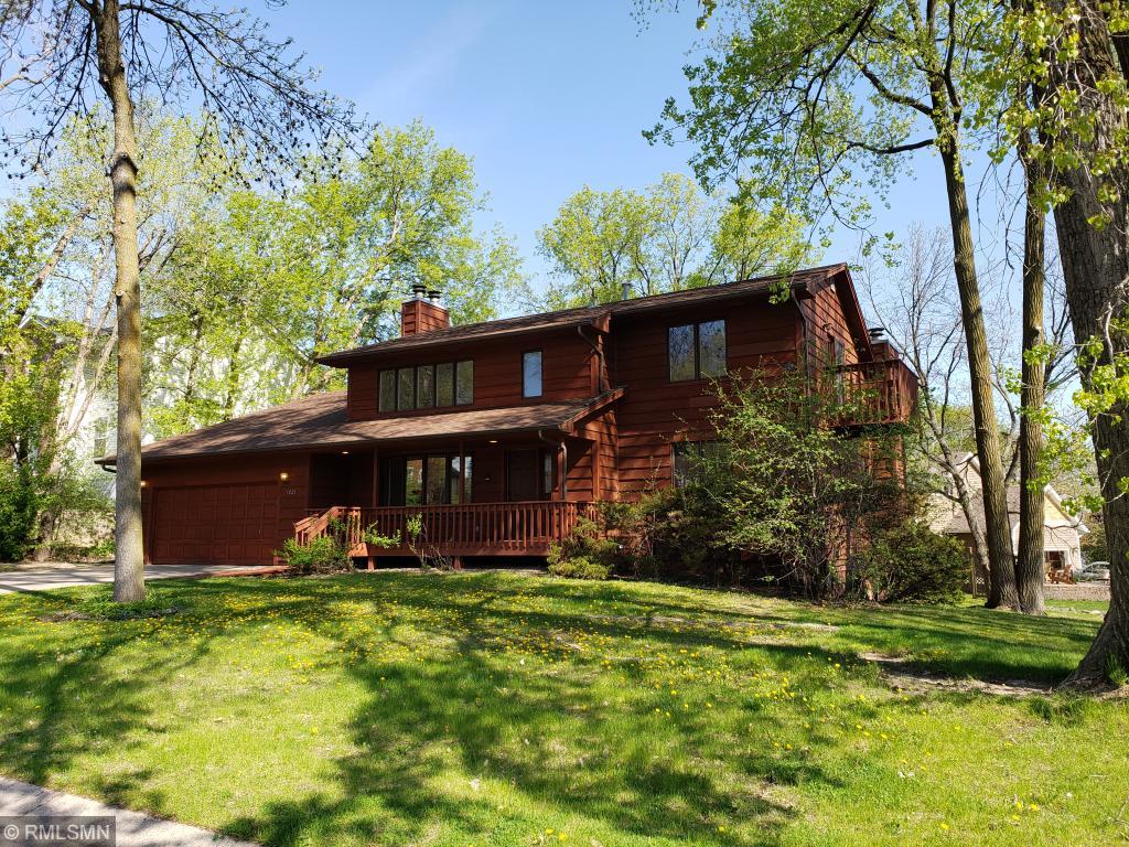 Team Tillman Real Estate | 19400 MN-7, Excelsior, MN 55331, USA | Phone: (763) 300-9717