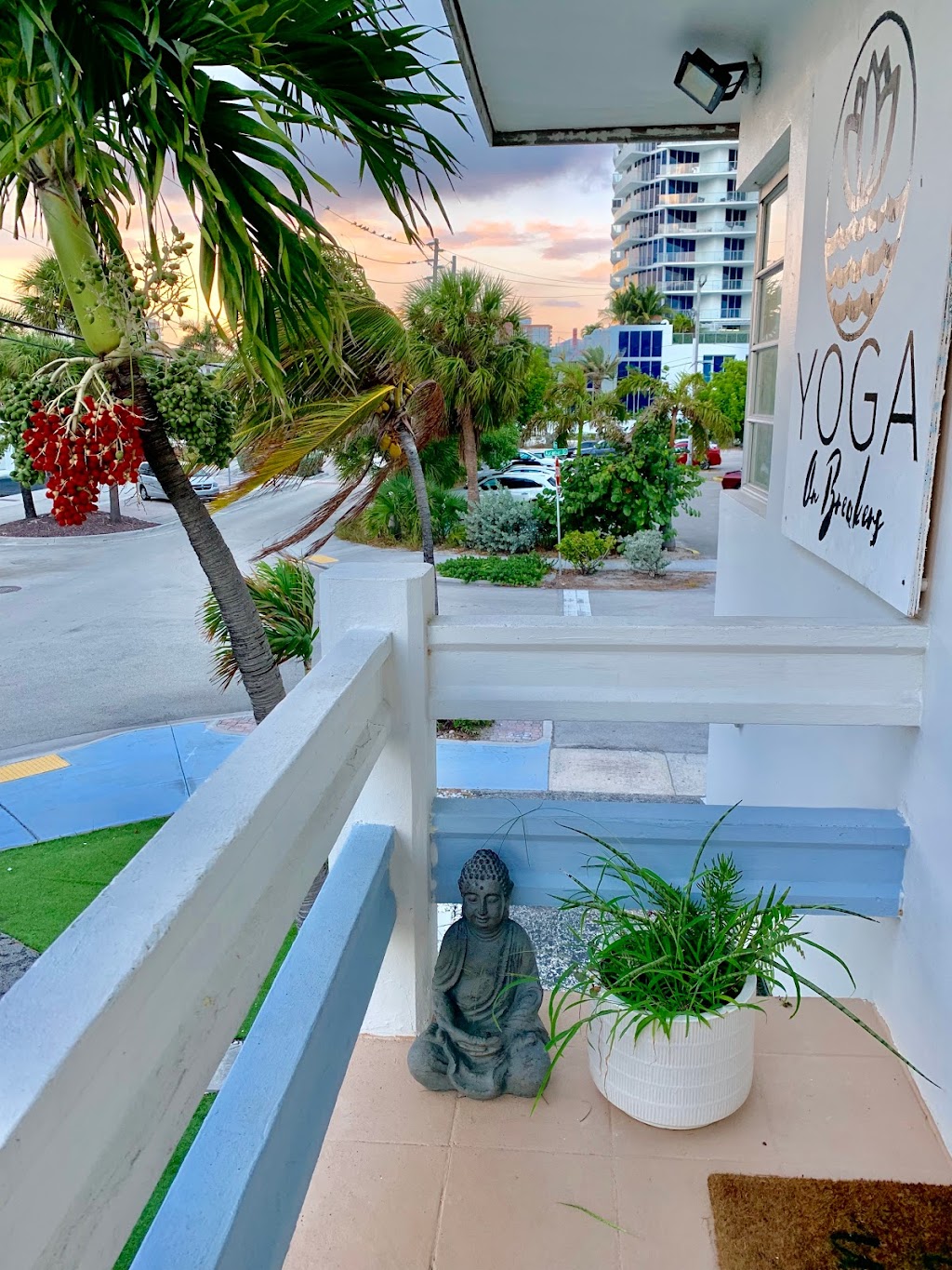 Yoga on Breakers | 608 Breakers Ave, Fort Lauderdale, FL 33304 | Phone: (954) 372-0213