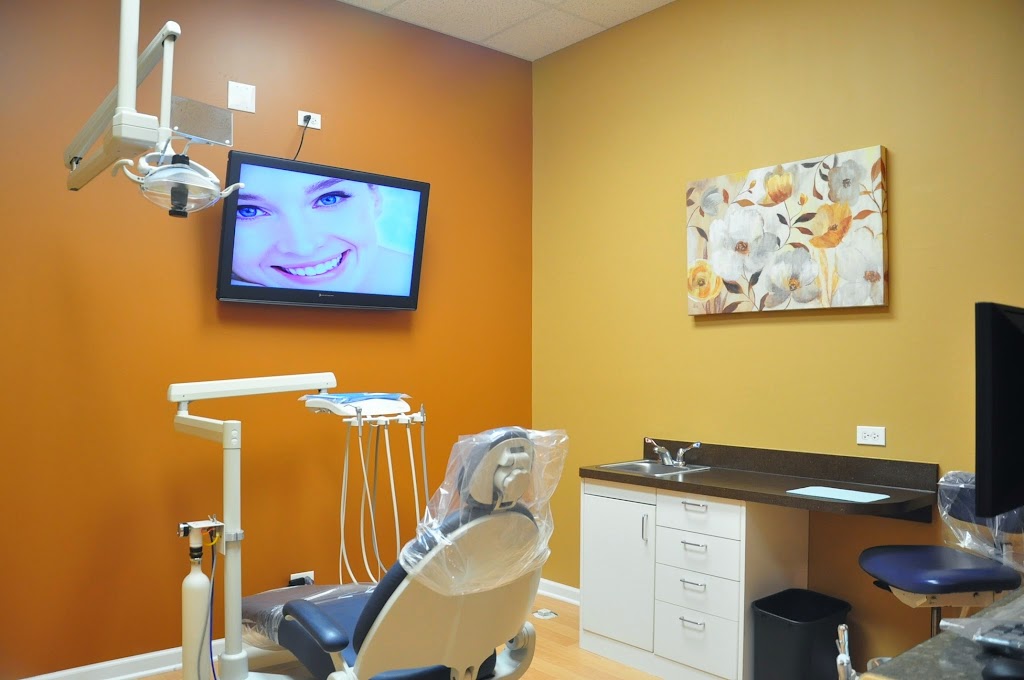 Smiles Dental | 601 Army Trail Blvd Ste D, Addison, IL 60101, USA | Phone: (630) 628-7371