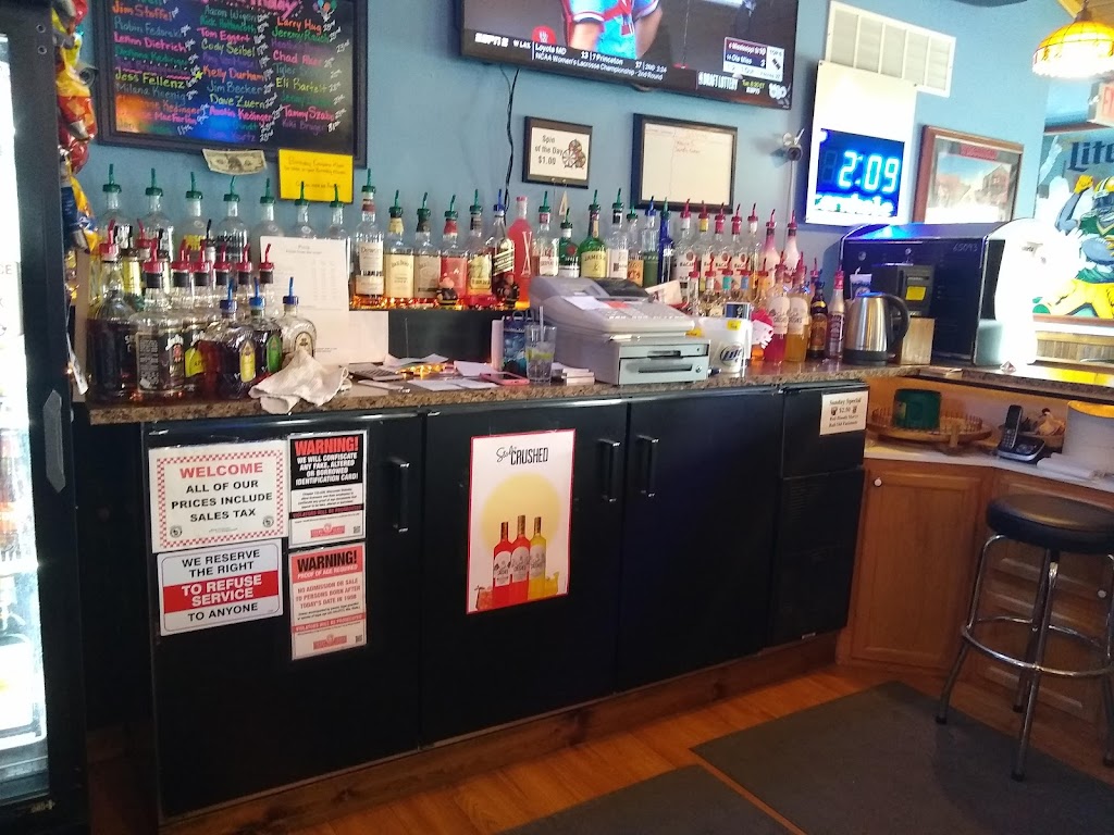 Cross Roads Tap | 7710 County Rd W, West Bend, WI 53090, USA | Phone: (262) 353-9532