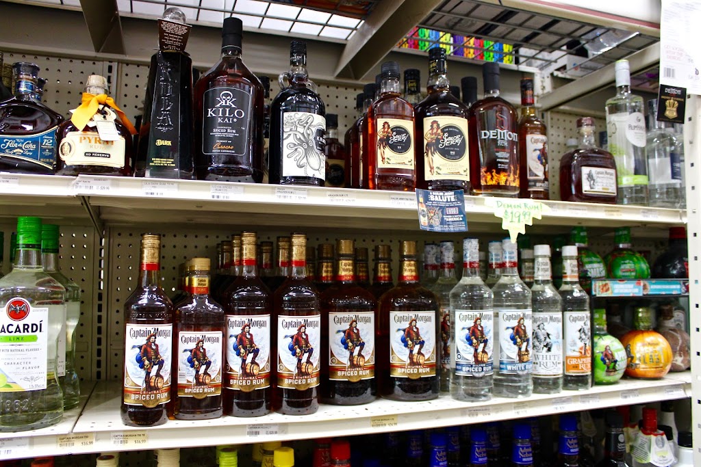 Spirit Seller Liquors | 203 2nd St, Hudson, WI 54016, USA | Phone: (715) 386-5995