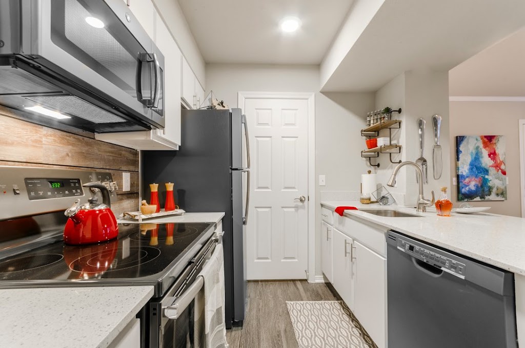 Rustic of McKinney Apartments | 2700 N Brook Dr, McKinney, TX 75072, USA | Phone: (469) 625-2926