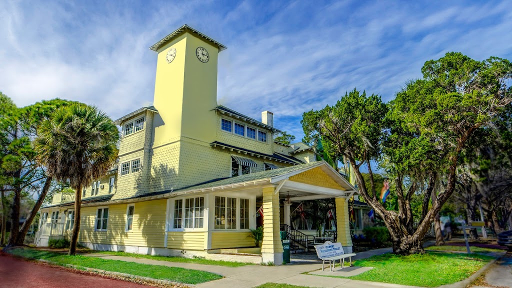 Historic Peninsula Inn | 2937 Beach Blvd S, Gulfport, FL 33707, USA | Phone: (727) 346-9800