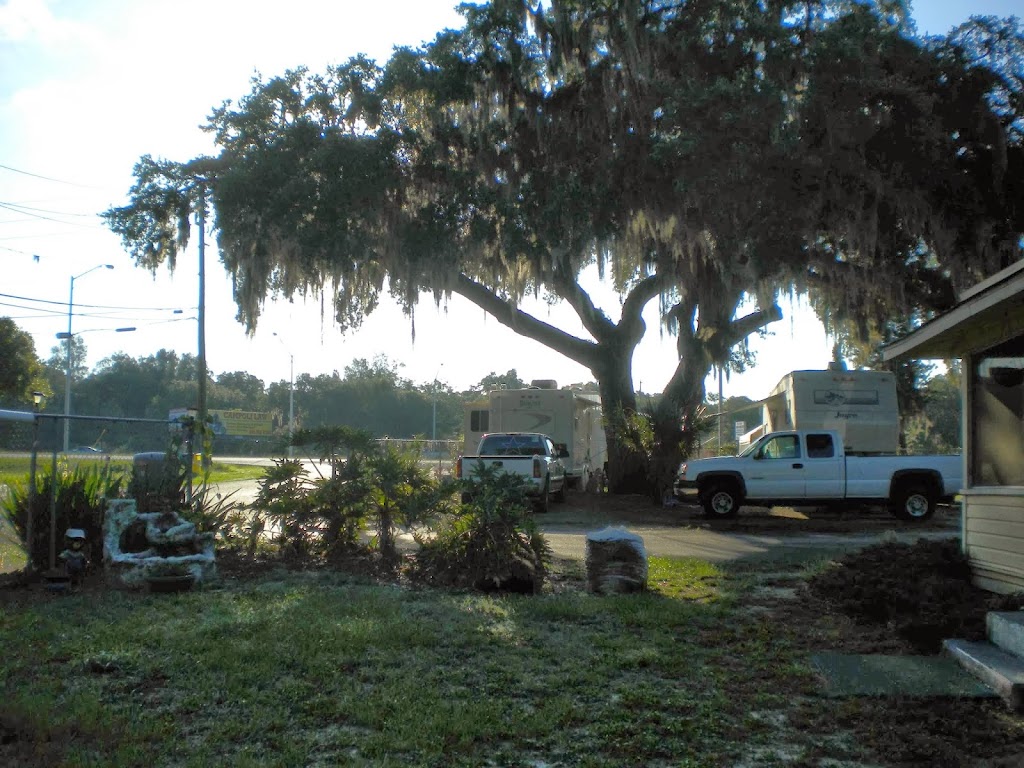 Lazy Oaks RV Park | 219 33rd St W, Palmetto, FL 34221, USA | Phone: (941) 914-0612