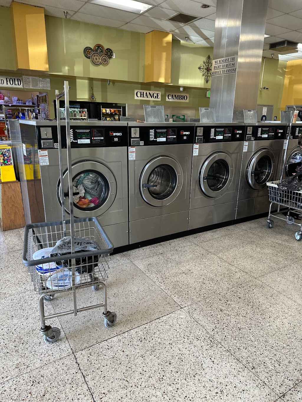 Laundromat of Tampa | 19255 Vanowen St, Reseda, CA 91335, USA | Phone: (818) 343-0801